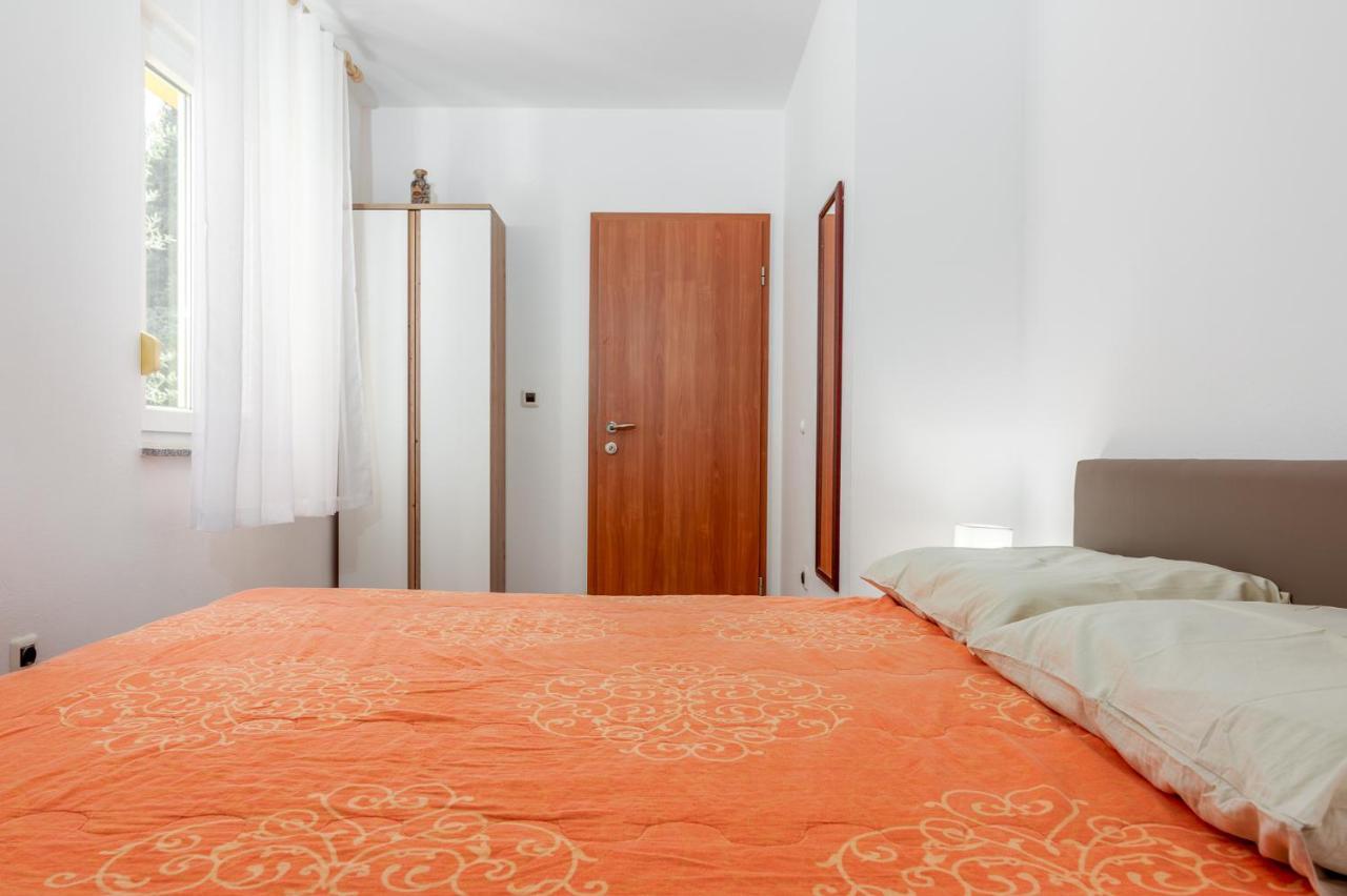 Apartments Manuela Pula Luaran gambar