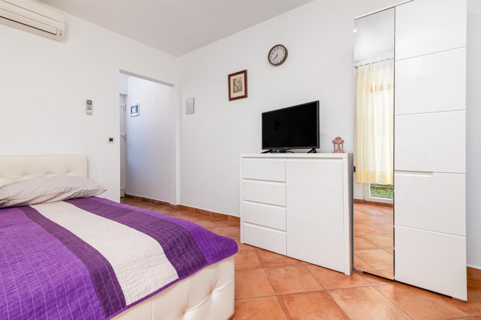 Apartments Manuela Pula Luaran gambar