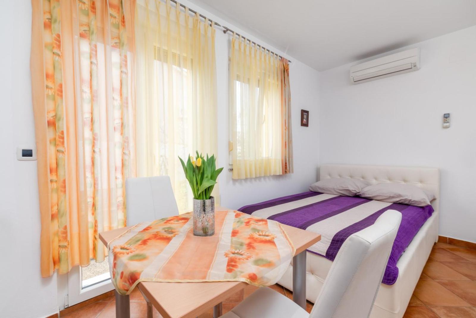 Apartments Manuela Pula Luaran gambar