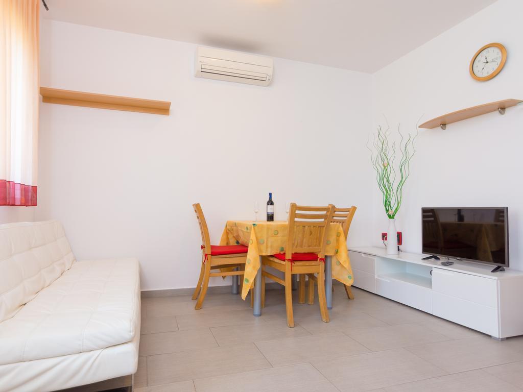 Apartments Manuela Pula Luaran gambar